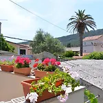Kobale 1