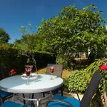Apartments And Rooms With Parking Space Njivice, Krk - 17010
