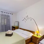 Two-Bedroom Apartment In Crikvenica 6