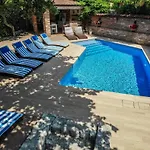 Villa Amalia Apartments