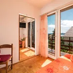 Apartments In Selce 39075