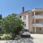 Apartments Dijana
