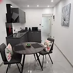 Apartman Julija 1