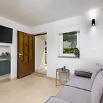 Olive Garden Apartments Krk