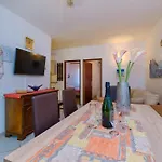 Apartment Artatore 2509A