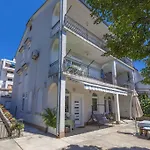 One-Bedroom Apartment In Crikvenica 48