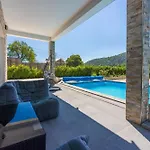 Ferienhaus In Bribir Mit Privatem Pool