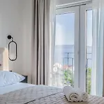 House Vista