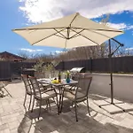Apartman Meri With Garden