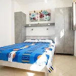 Studio Fuer 2 Personen Ca 25 Qm In Njivice, Kvarner Bucht Krk