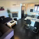 Schoene Ferienwohnung In Crikvenica Mit Grill, Garten Und Terrasse