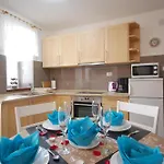 Ferienhaus Fuer 4 Personen Ca 40 Qm In Nenadici, Kvarner Bucht Krk