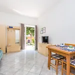 Wohnung In Obrs Mit Kleiner Terrasse Und Meerblick