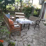 Zelena Oaza U Centru Grada