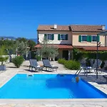 Villa Niko 200 Metars From Sand Beach Pet Friendly