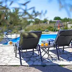 Villa Niko 200 Metars From Sand Beach Pet Friendly