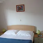 Wohnung In Barbat Mit Terrasse Und Grill