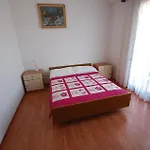 Ferienwohnung Fuer 4 Personen Ca 40 Qm In Njivice, Kvarner Bucht Krk