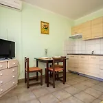 Ferienwohnung Fuer 3 Personen Ca 35 Qm In Njivice, Kvarner Bucht Krk