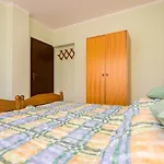 Ferienwohnung Fuer 3 Personen Ca 35 Qm In Njivice, Kvarner Bucht Krk