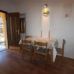 Ferienwohnung Fuer 5 Personen Ca 50 Qm In Njivice, Kvarner Bucht Krk