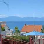 Ferienwohnung Fuer 6 Personen Ca 50 Qm In Njivice, Kvarner Bucht Krk
