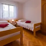 Ferienwohnung Fuer 6 Personen Ca 56 Qm In Jadranovo, Kvarner Bucht Crikvenica Und Umgebung