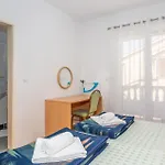 Cozy Apartment In Banjol With Wi-Fi