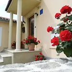 In Der Naehe Des Meeres, Schoene Und Moderne Wohnung