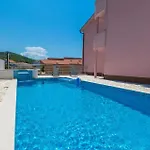 Ferienwohnung Fuer 8 Personen Ca 130 Qm In Klenovica, Kvarner Bucht Gespanschaft Primorje-Gorski