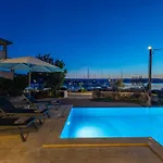 Villa Beachfront