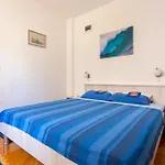 Ferienwohnung Fuer 2 Personen Ca 36 Qm In Njivice, Kvarner Bucht Krk
