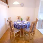 Ferienwohnung Fuer 4 Personen Ca 50 Qm In Njivice, Kvarner Bucht Krk