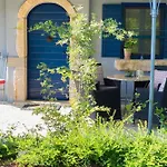 Ferienhaus Mit Privatpool Fuer 2 Personen Ca 30 Qm In Sveti Ivan Dobrinjski, Kvarner Bucht Krk