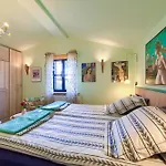 Ferienhaus Mit Privatpool Fuer 2 Personen Ca 30 Qm In Sveti Ivan Dobrinjski, Kvarner Bucht Krk