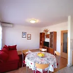 Ferienwohnung Fuer 4 Personen Ca 51 Qm In Njivice, Kvarner Bucht Krk