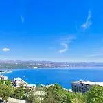 Blue Wave View Apartment