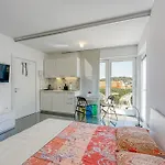Rr Losinj Harbour View Apartment And Studio - Happy Rentals