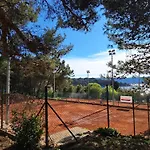 Apartments Toic Cres
