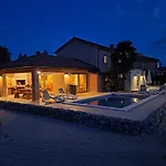 Vila Ulika