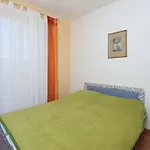 Apartments With A Parking Space Malinska