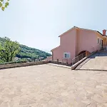 1 Bedroom Stunning Apartment In Moscenicka Draga