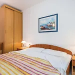 1 Bedroom Beautiful Apartment In Moscenicka Draga