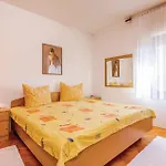 Beautiful Apartment In Novi Vinodolski