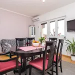 Beautiful Apartment In Banjol With Wifi
