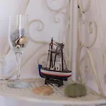 2 Bedroom Beautiful Apartment In Supetarska Draga