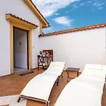 Beautiful Apartment In Viskovo With Wifi