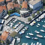Apartment In Opatija With Sea View, Balcony, Air Conditioning, Wi-Fi