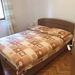 Family Nona Apartment