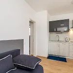 Gorgeous Apartment In Barbat Na Rabu With Kitchen